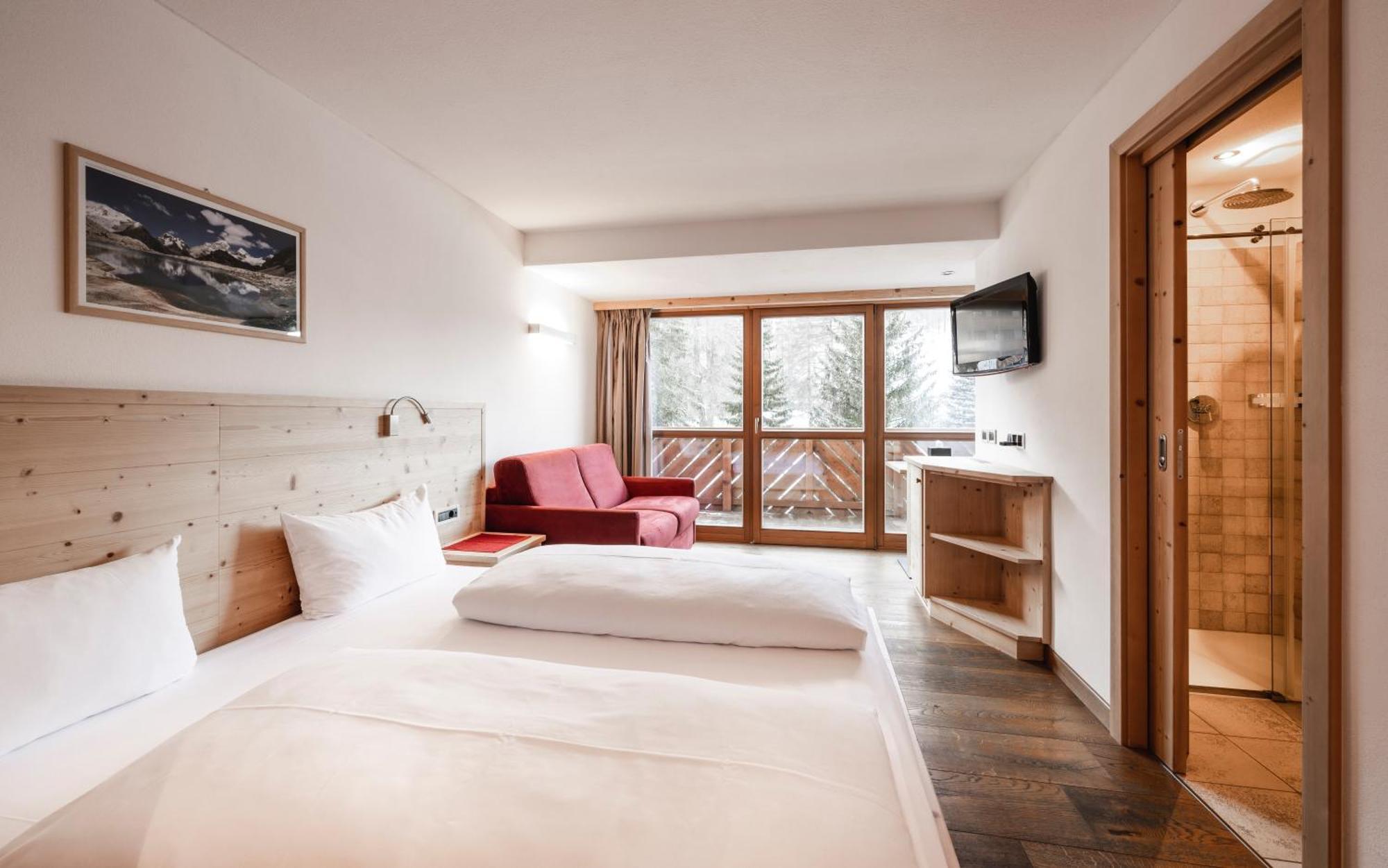 Hotel Ladinia Ла Вилла Экстерьер фото