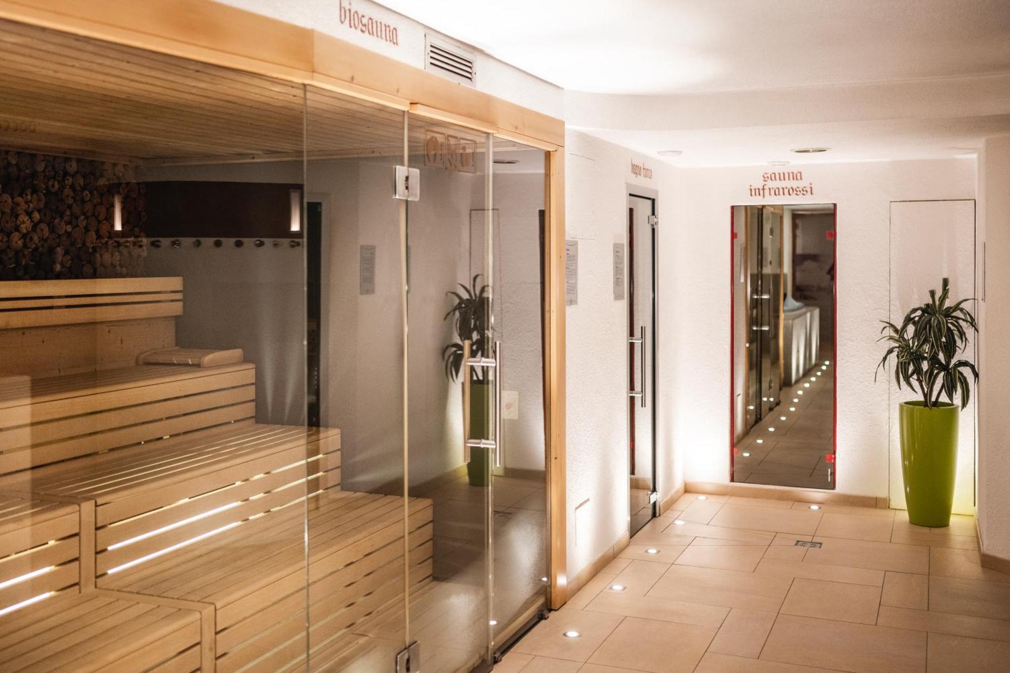 Hotel Ladinia Ла Вилла Экстерьер фото